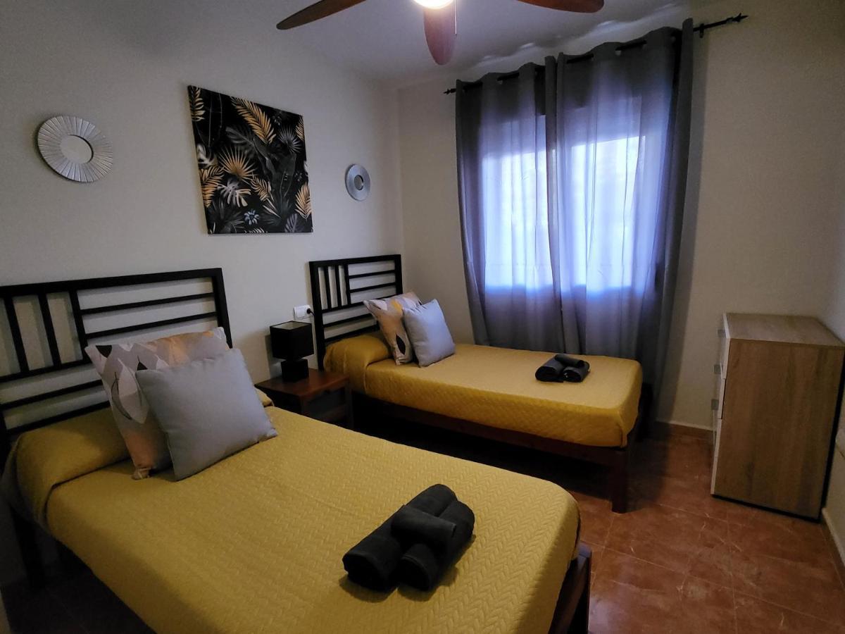 ¡Bajo Precioso Con Salida Directa A La Piscina Comunitaria En Paraiso De Vera! 외부 사진