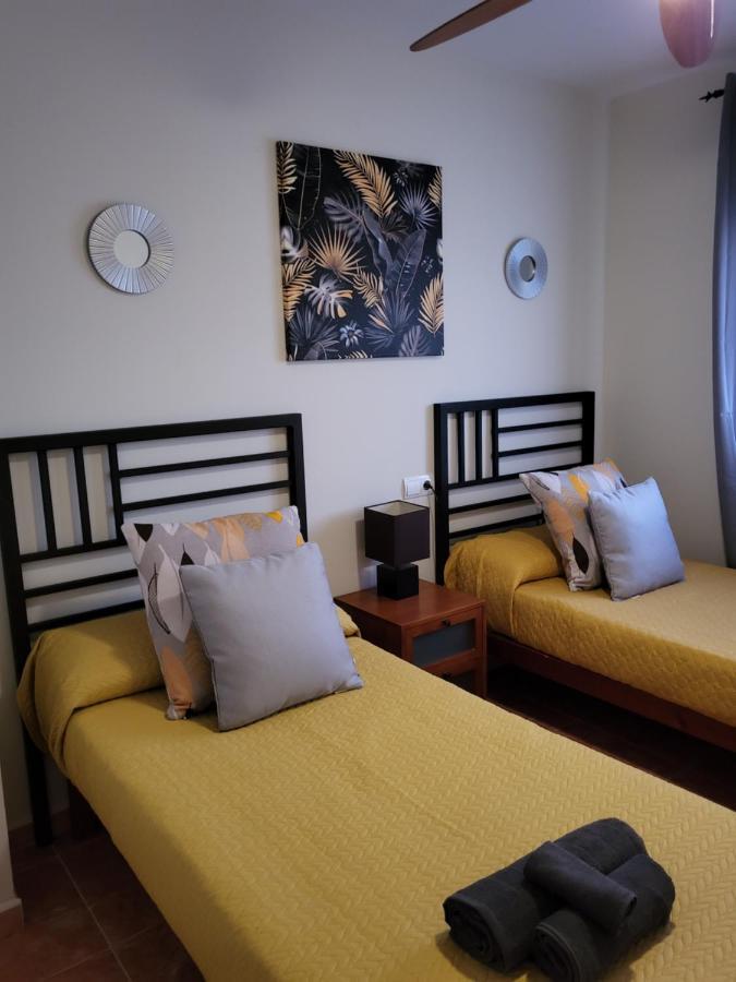 ¡Bajo Precioso Con Salida Directa A La Piscina Comunitaria En Paraiso De Vera! 외부 사진