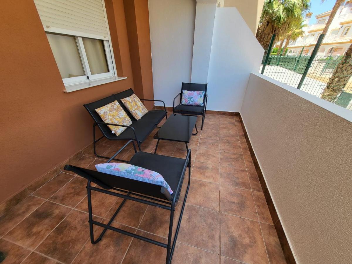 ¡Bajo Precioso Con Salida Directa A La Piscina Comunitaria En Paraiso De Vera! 외부 사진