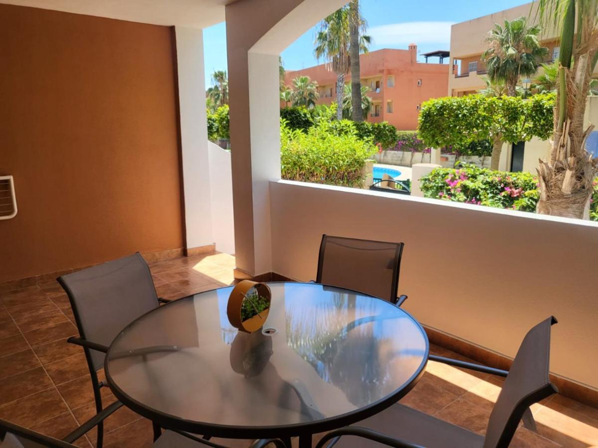 ¡Bajo Precioso Con Salida Directa A La Piscina Comunitaria En Paraiso De Vera! 외부 사진