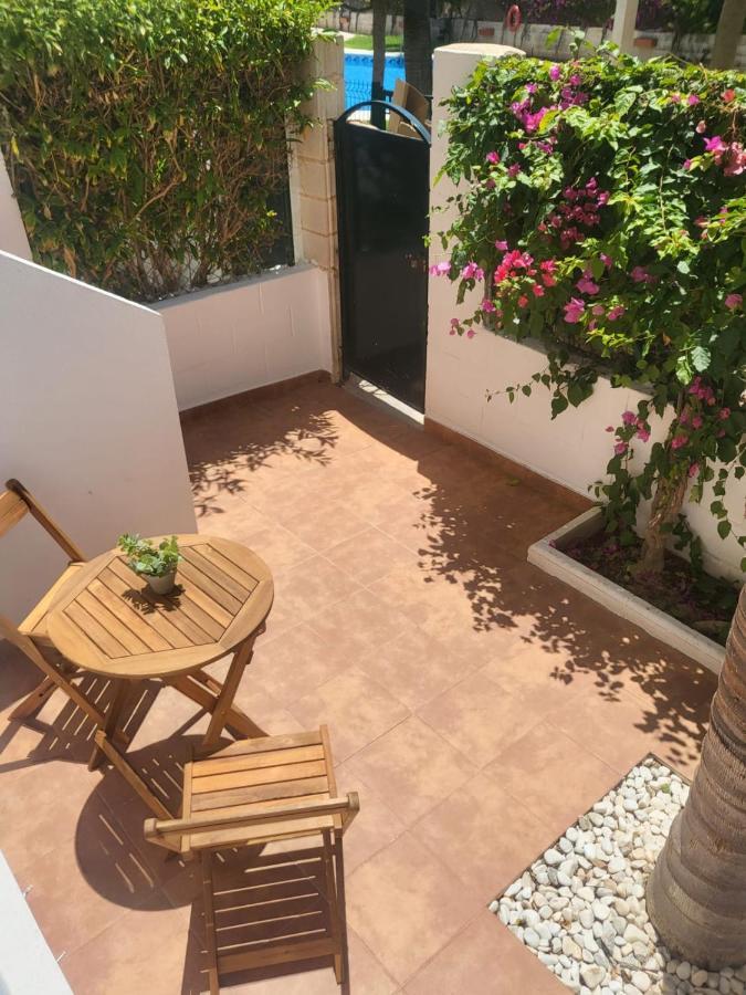 ¡Bajo Precioso Con Salida Directa A La Piscina Comunitaria En Paraiso De Vera! 외부 사진