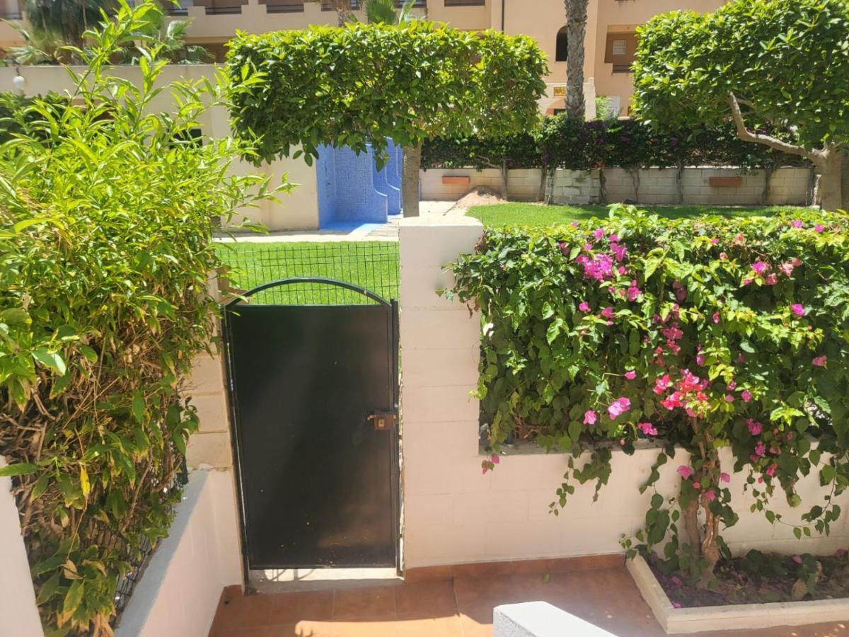 ¡Bajo Precioso Con Salida Directa A La Piscina Comunitaria En Paraiso De Vera! 외부 사진